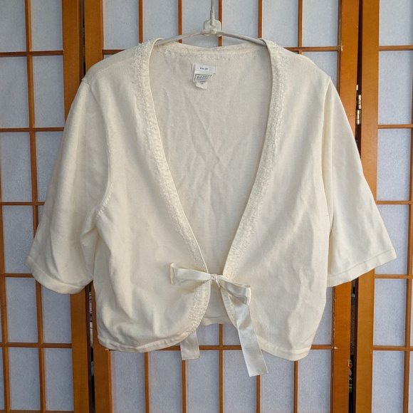 Old Navy Tops - Simple white ribbon-tie shrug